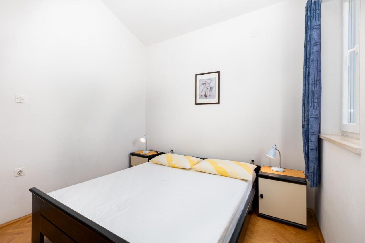 Apartments Mrak Punat Exterior foto