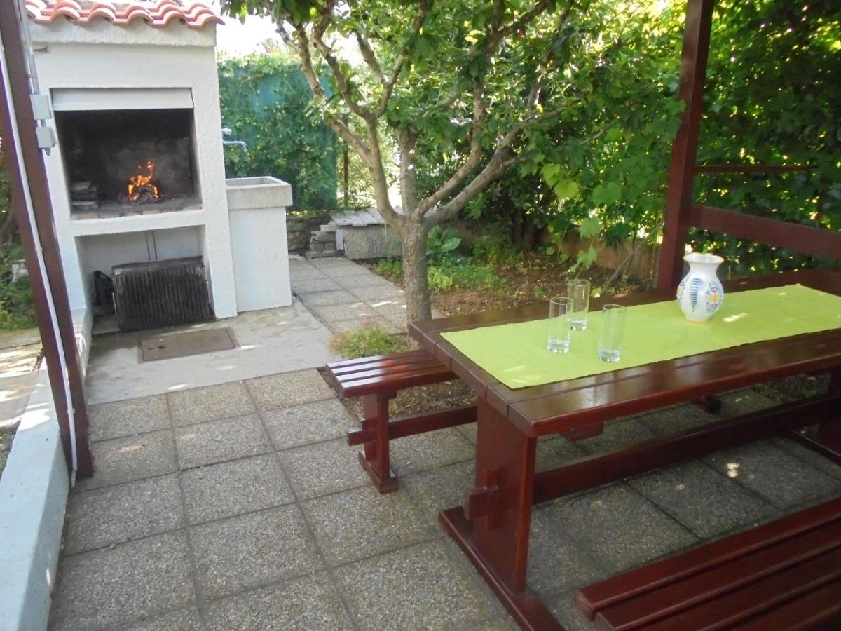 Apartments Mrak Punat Exterior foto